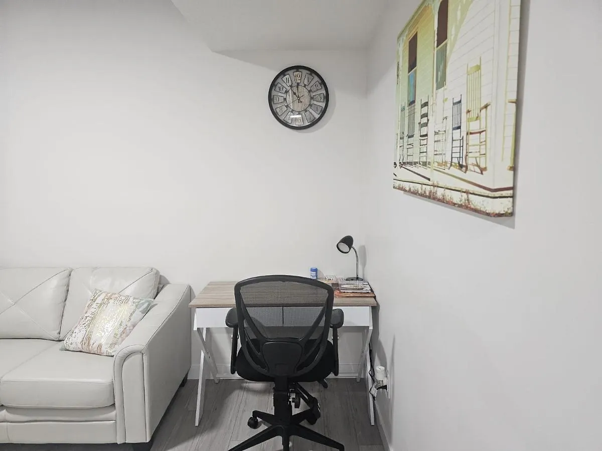 New Built House, Stay In Style Guest Suite, 2Bedroom, 2Bed, 2Bath Edmonton 0*,  Canada