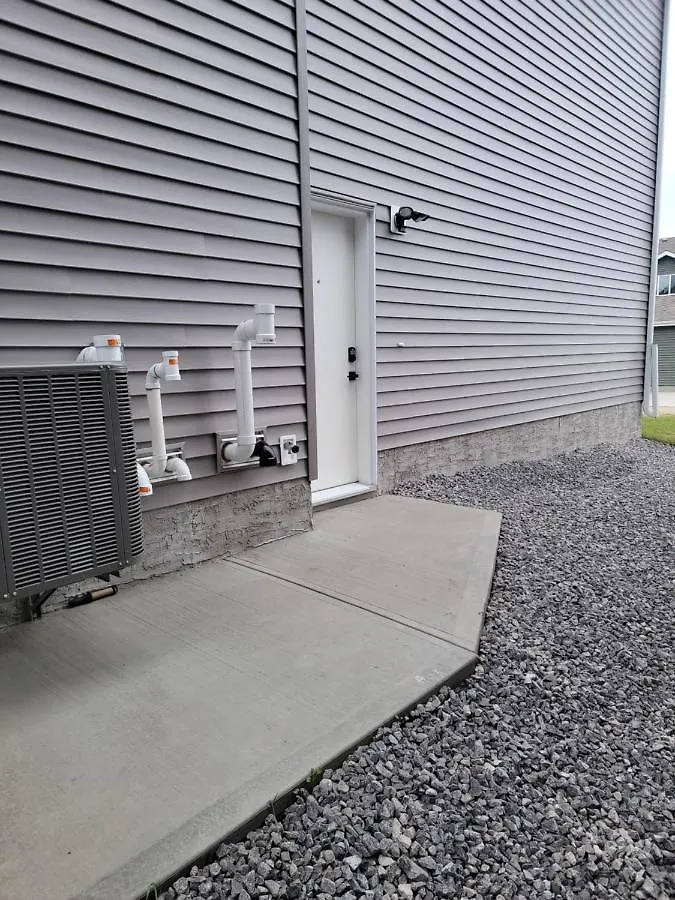 Holiday home New Built House, Stay In Style Guest Suite, 2Bedroom, 2Bed, 2Bath Edmonton